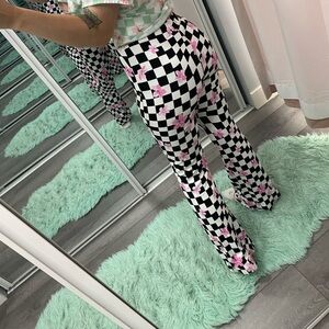 Hollister Pull-On Kick Flare Pants in Checkered Cherry Blossom Print Size Small